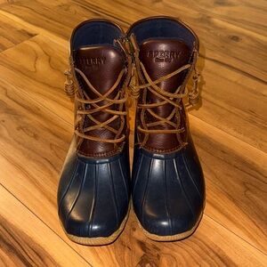 Sperry Navy and Brown Lace-Up Duck Boots